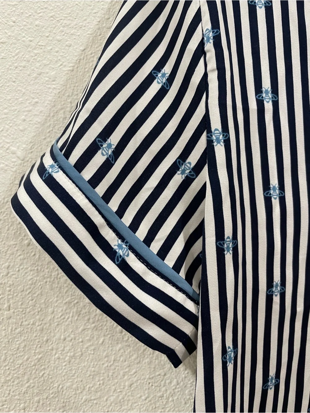 Room Service Matching Pajama Set Blue Pinstripe Bees Size Small